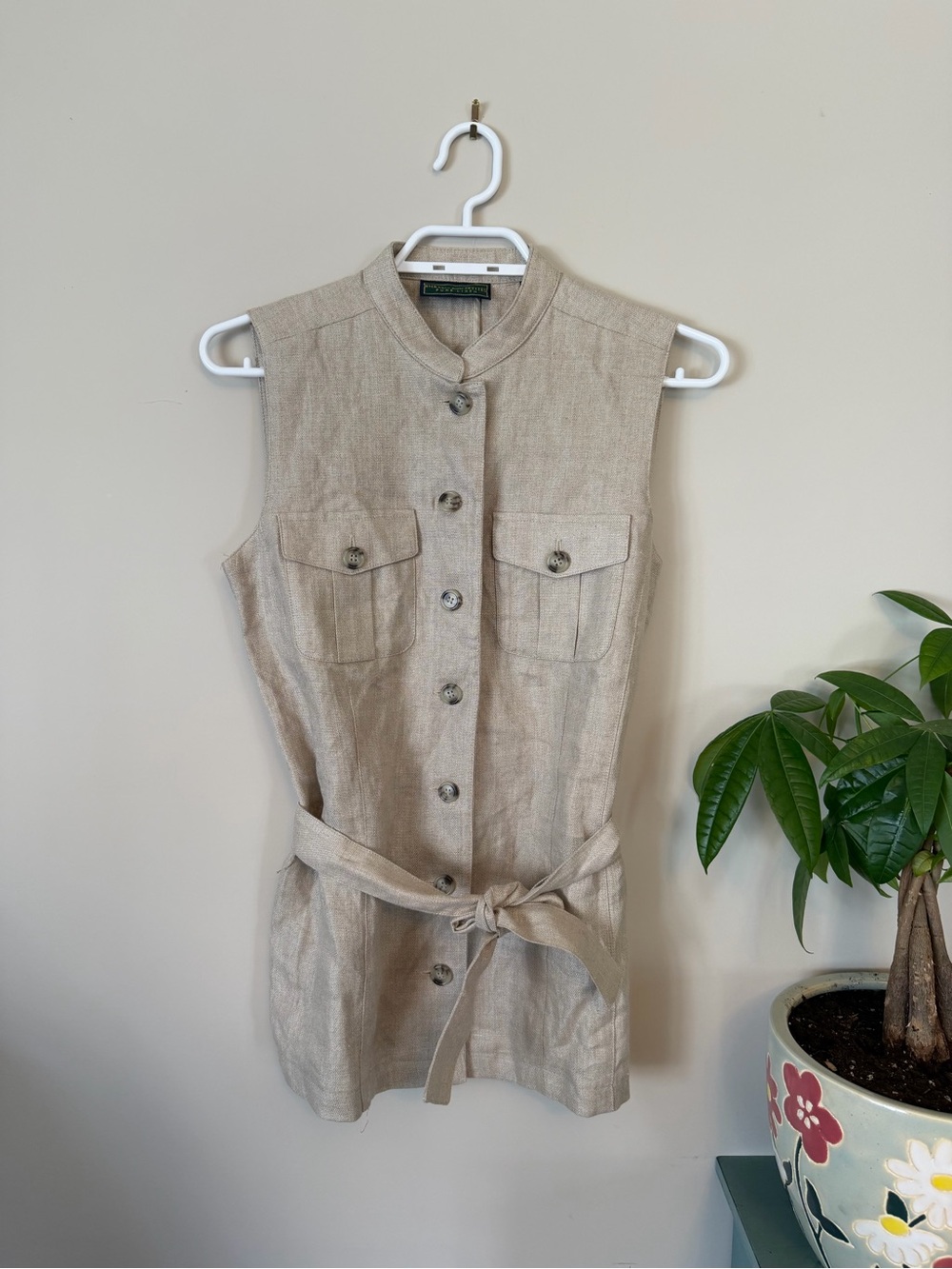 Embassy Row Petites Sleeveless Linen Button-Front Tunic with Belt - Beige